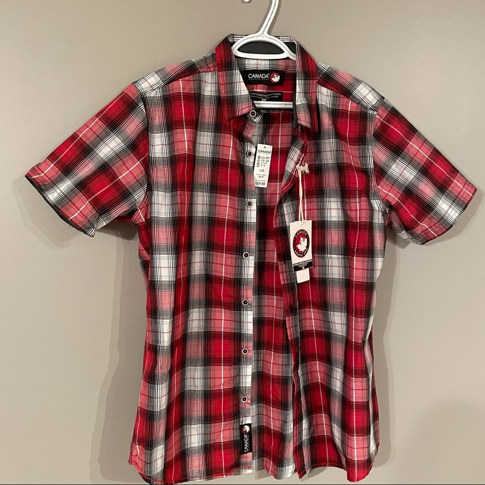 NWT Plaid button down shirt